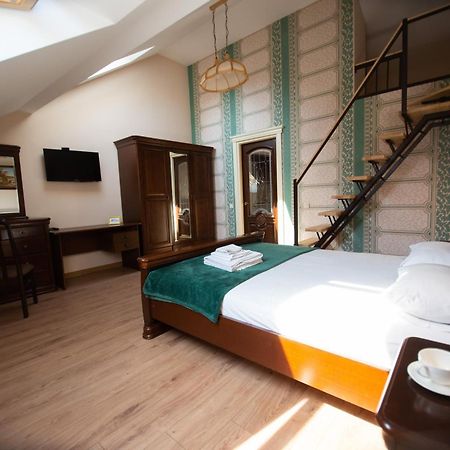 Apart Yaroslava Osmomysla 9 Square - City Center Lvov Exteriér fotografie