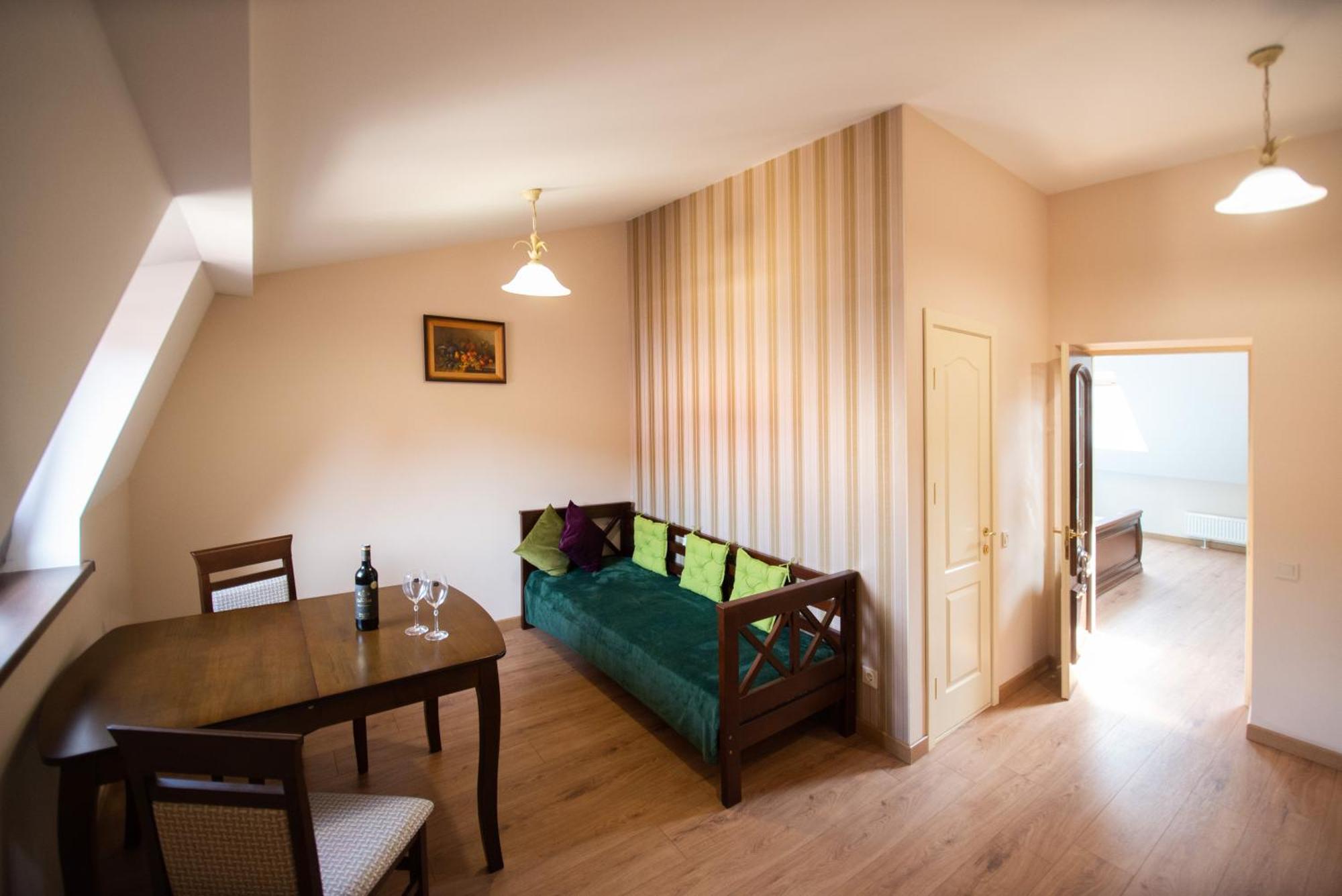 Apart Yaroslava Osmomysla 9 Square - City Center Lvov Exteriér fotografie
