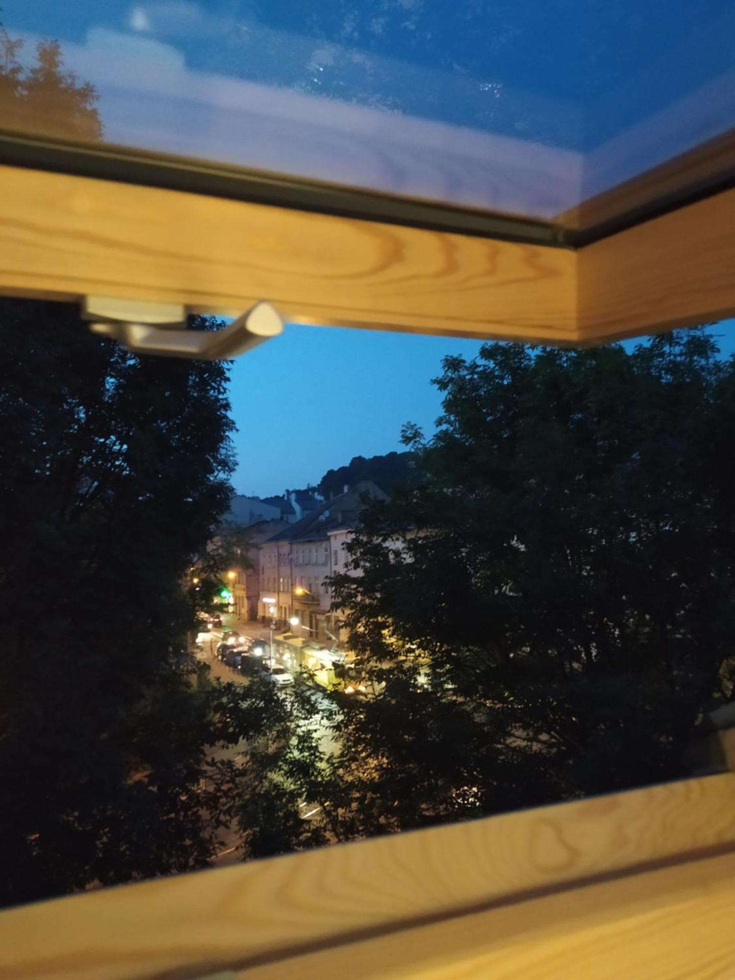 Apart Yaroslava Osmomysla 9 Square - City Center Lvov Pokoj fotografie